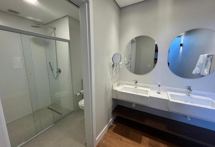 ホテル Wanderlust Experience