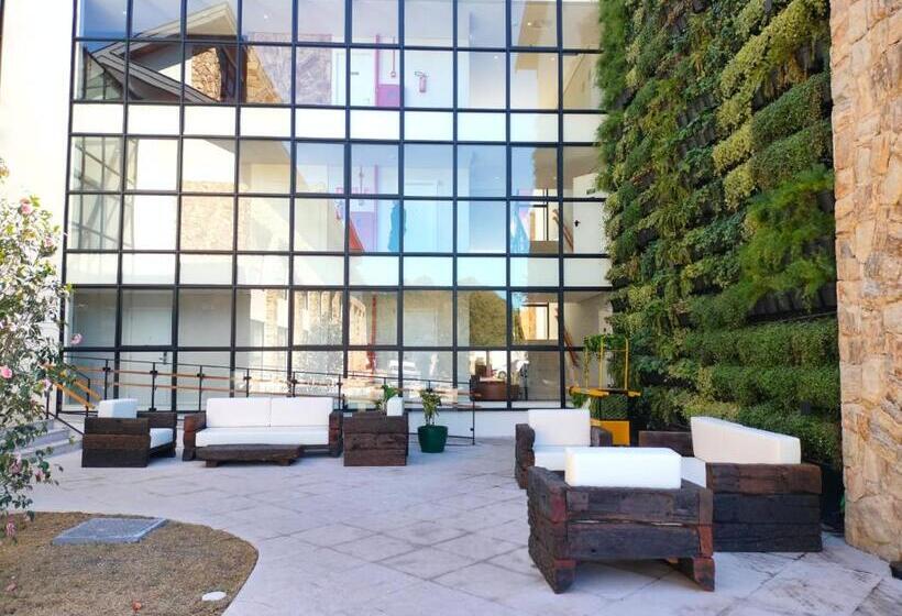 ホテル Wanderlust Experience