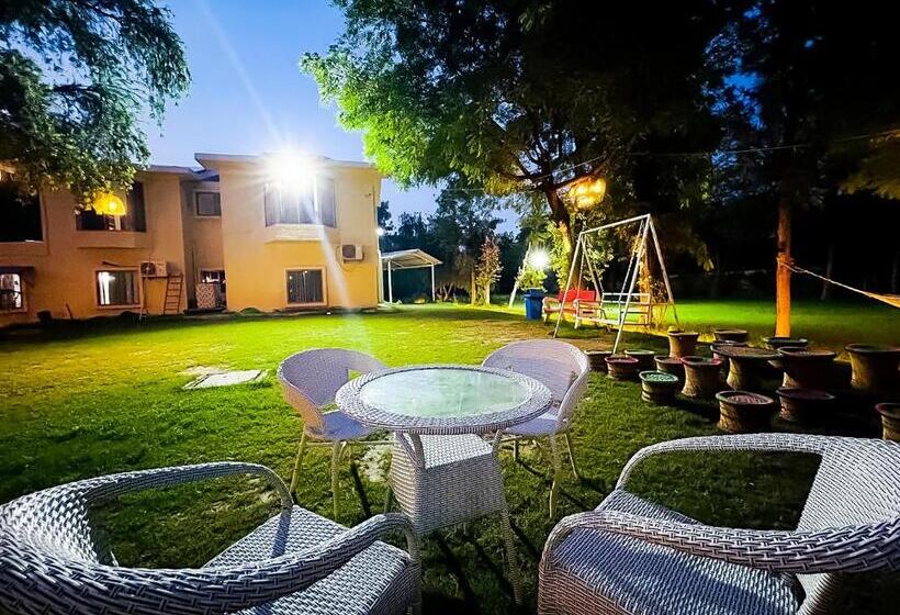 فندق Willow Farm   Sohna  Gurgoan Road