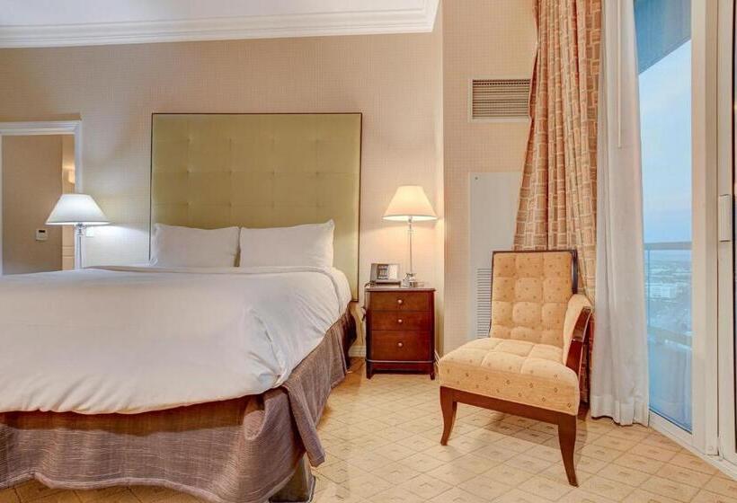 29th Ph Mgm Signature Suite With A Massive Balcony