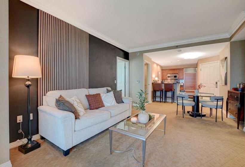 Mgm Signature Upgraded 1bd/2bth Suite W/balcony