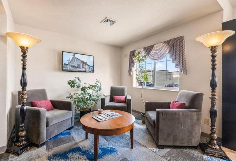 Microtel Inn And Suites Of Ste Genevieve