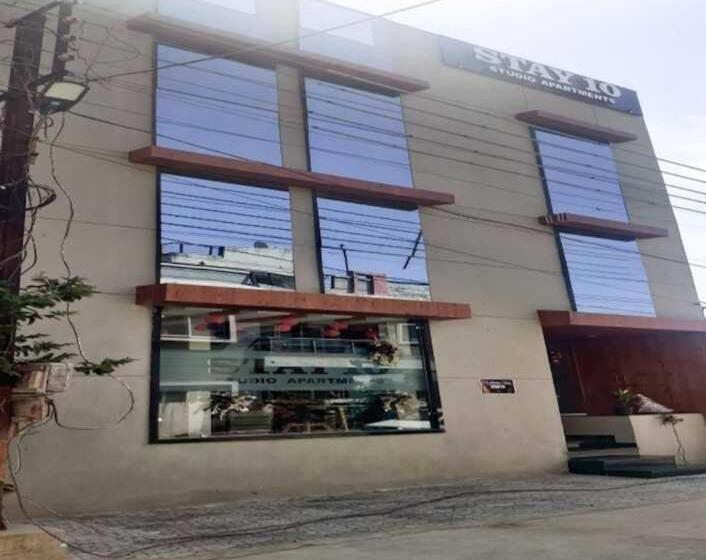 Oyo 81037 Hotel Shree Madhav Regency