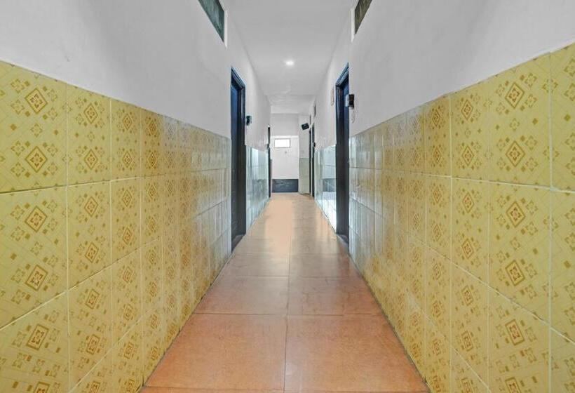 Oyo Flagship 80557 Hotel New Ss Palace