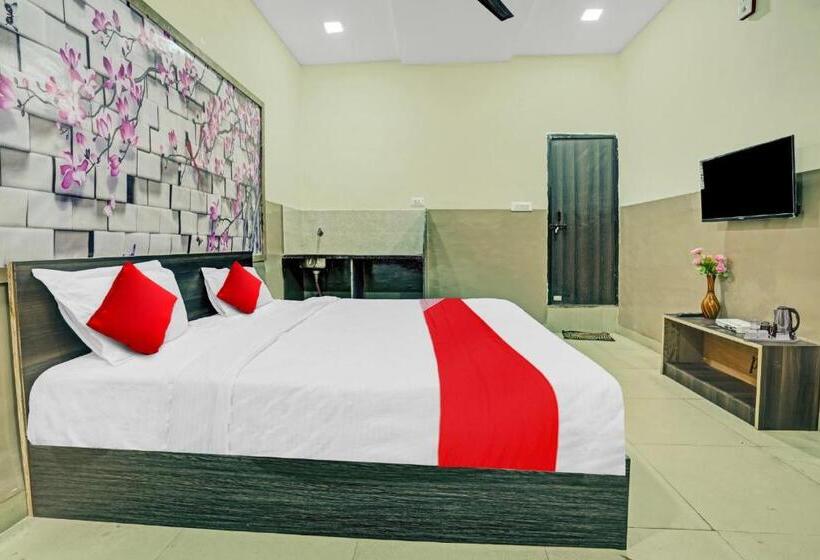 Oyo Flagship 80557 Hotel New Ss Palace