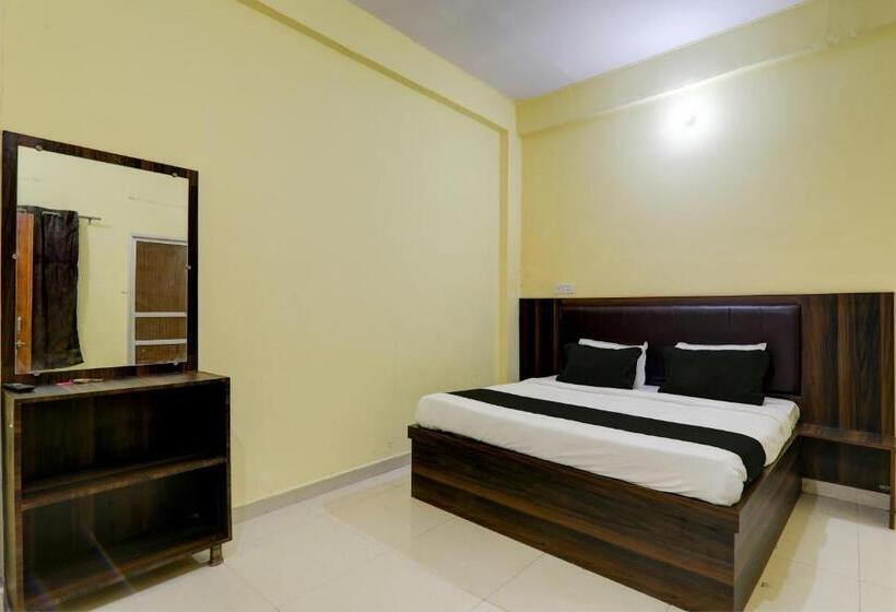 Super Hotel O Sadguru Inn