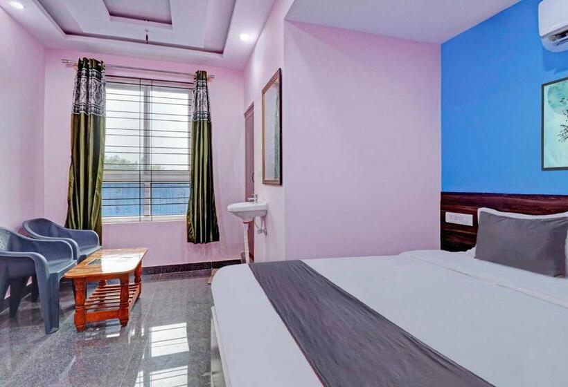 Oyo Hotel Grand Meridian