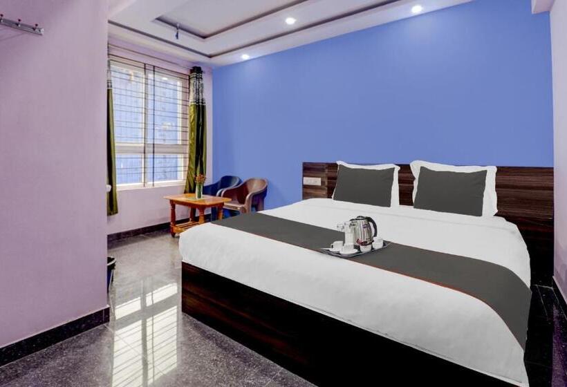 Oyo Hotel Grand Meridian