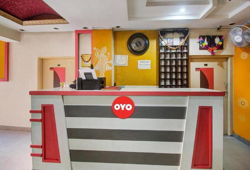 Oyo Hotel Sanwariya Palace