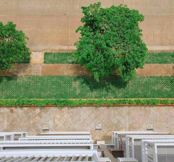 Travel And Lodge Palawan