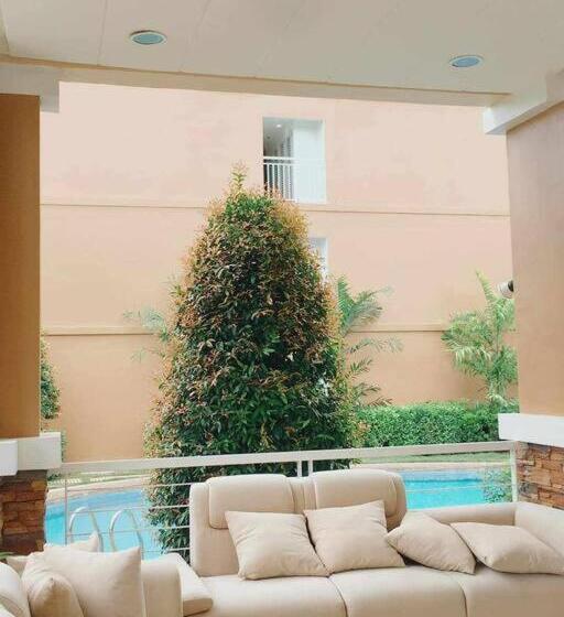 Travel And Lodge Palawan