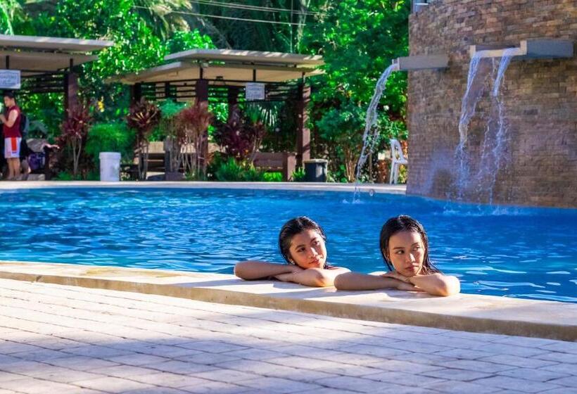 Patio Buendia Farm Resort And Events Place