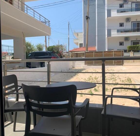 Пансион Emi S Villa