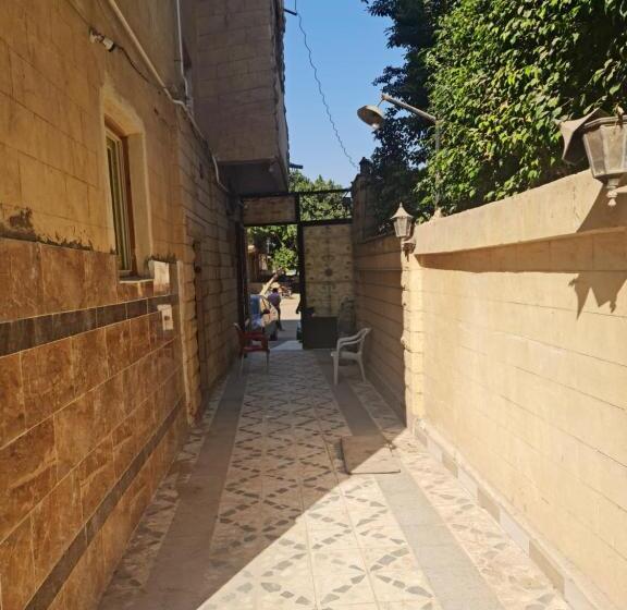 پانسیون Happy Pyramids Inn