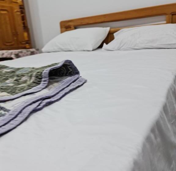 پانسیون Happy Pyramids Inn