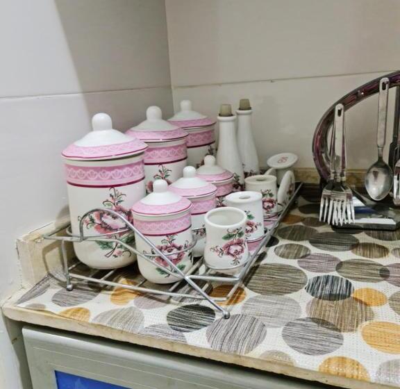 پانسیون Happy Pyramids Inn