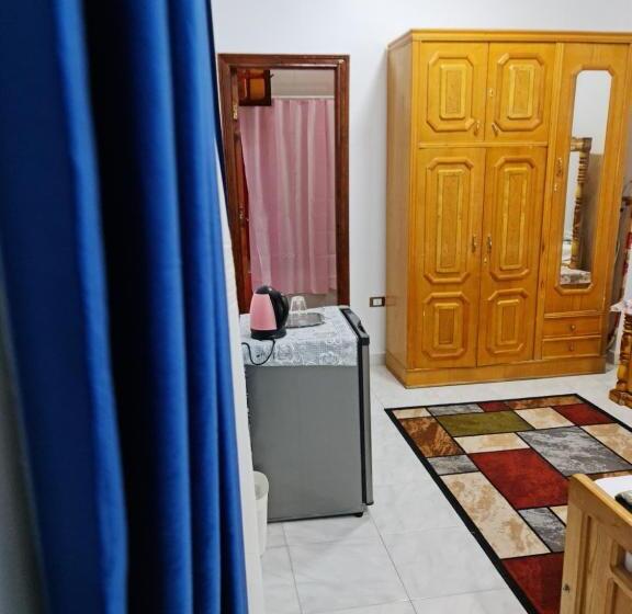 پانسیون Happy Pyramids Inn