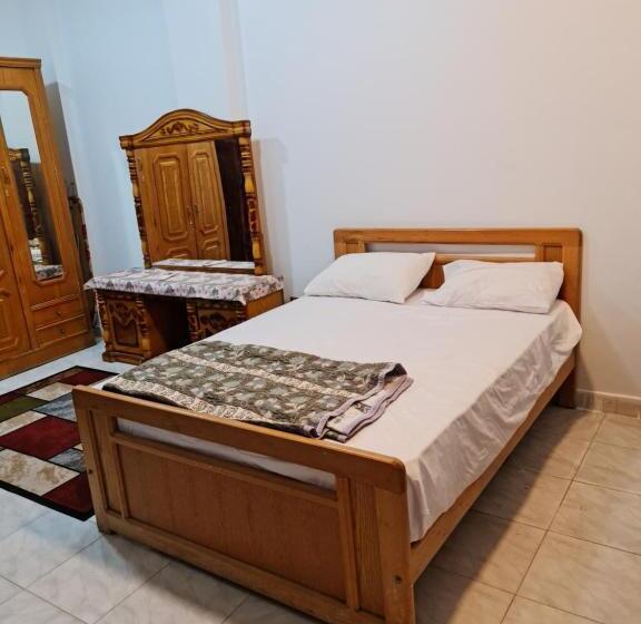 پانسیون Happy Pyramids Inn