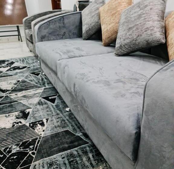 پانسیون Happy Pyramids Inn