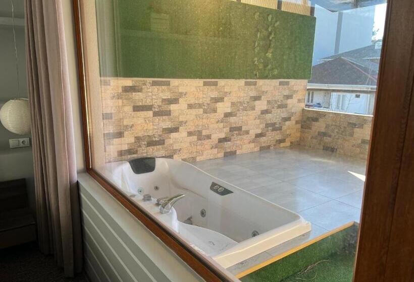 پانسیون Kent Hotel & Restaurant Kent Beach