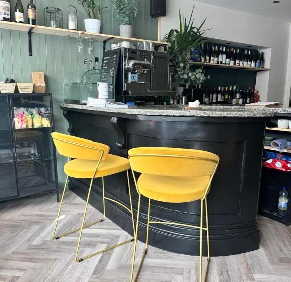 بنسيون Lamp Light Rooms