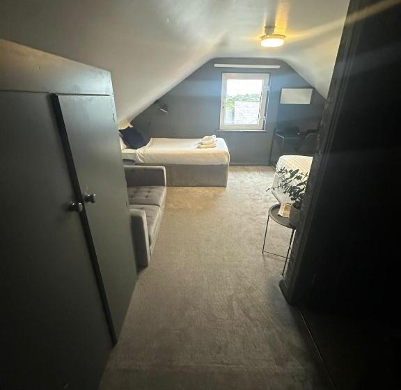 بنسيون Lamp Light Rooms