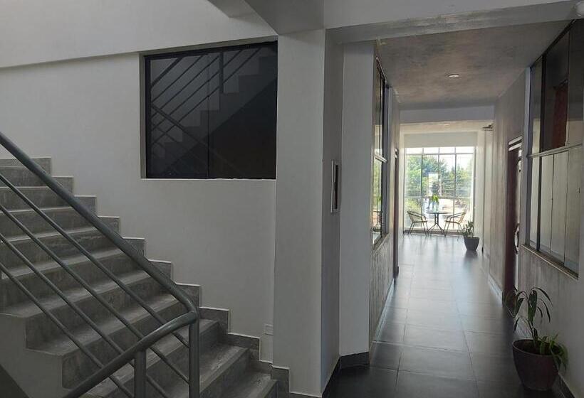 پانسیون Makasai Habitaciones