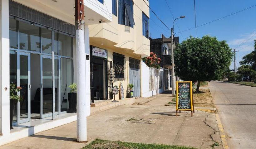 پانسیون Makasai Habitaciones