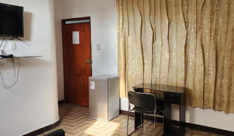 پانسیون Makasai Habitaciones