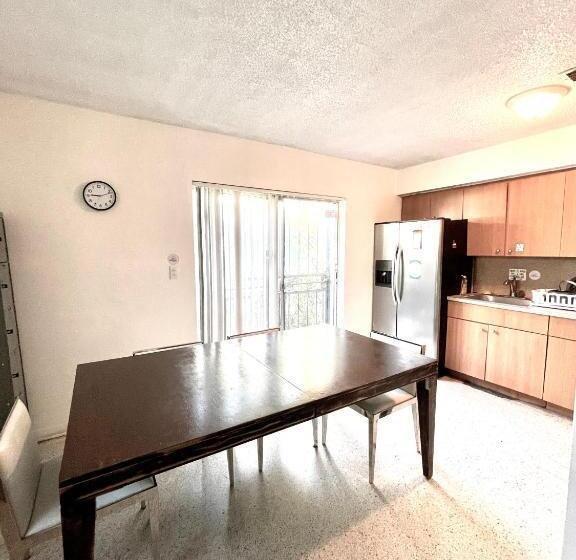 بنسيون Miami House 2