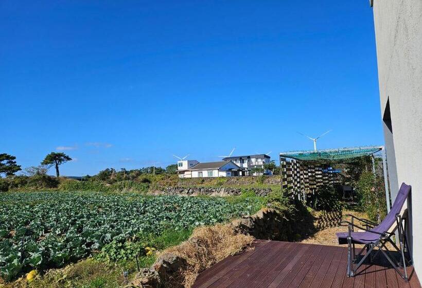 ペンション Mo Guesthouse