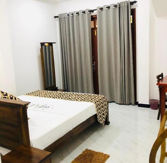 פנסיון Renaissance Villa Bentota