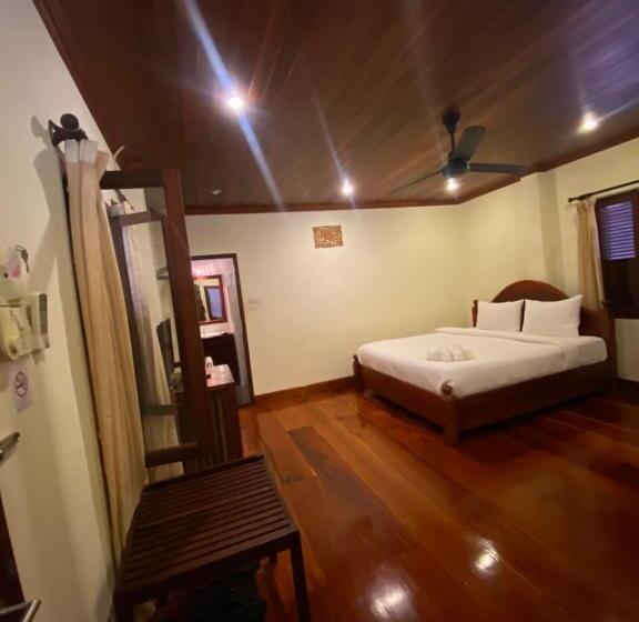 펜션 Somvang Khily Guesthouse 宋旺吉利 酒店