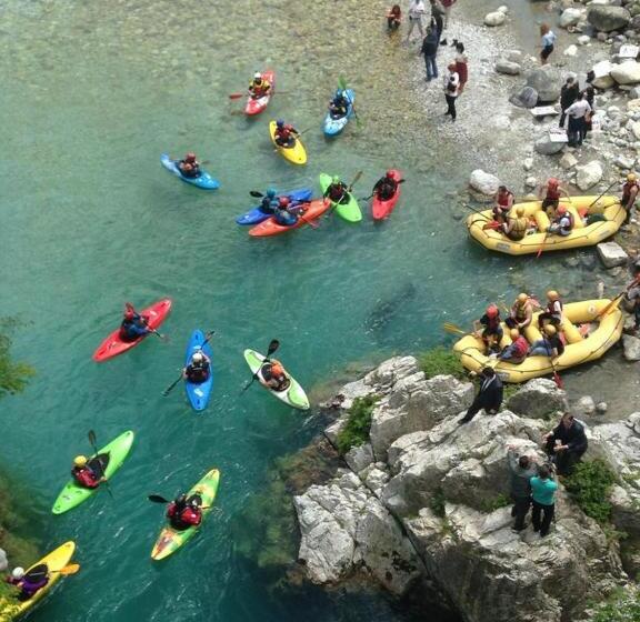 펜션 Stonehouse Villa