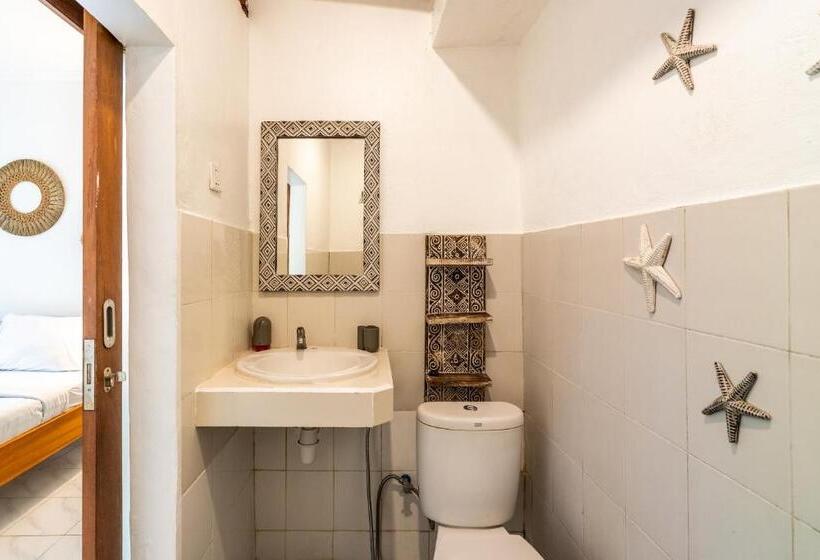 פנסיון Uda Suite Guest House 1