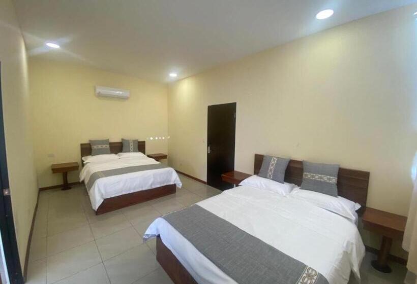 بنسيون Villa Garita Inn