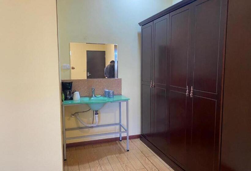 פנסיון Villa Garita Inn