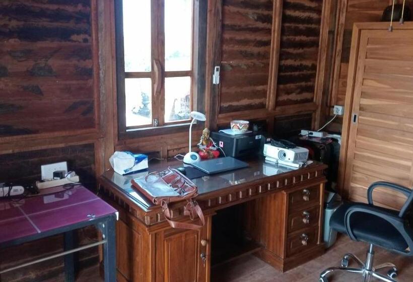 리조트 Melasti Mountain Villa, Amed Bali   Agung Room 4