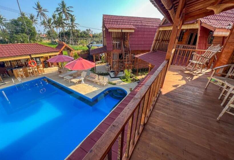 리조트 Melasti Mountain Villa, Amed Bali   Agung Room 4