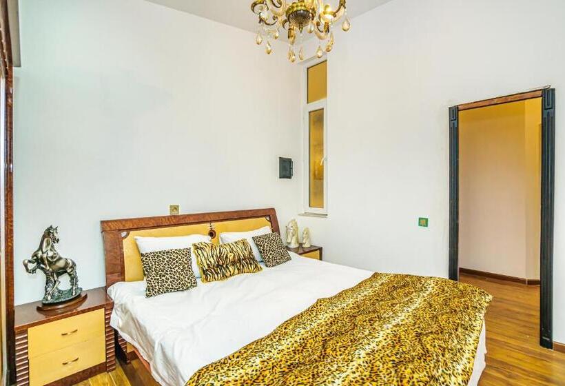 בית מלון כפרי Sera Boutique