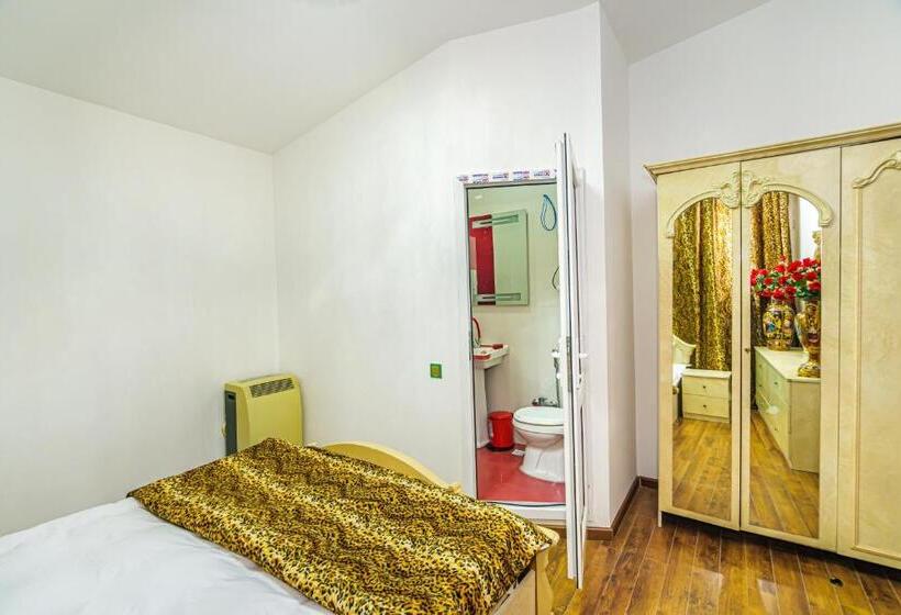 בית מלון כפרי Sera Boutique