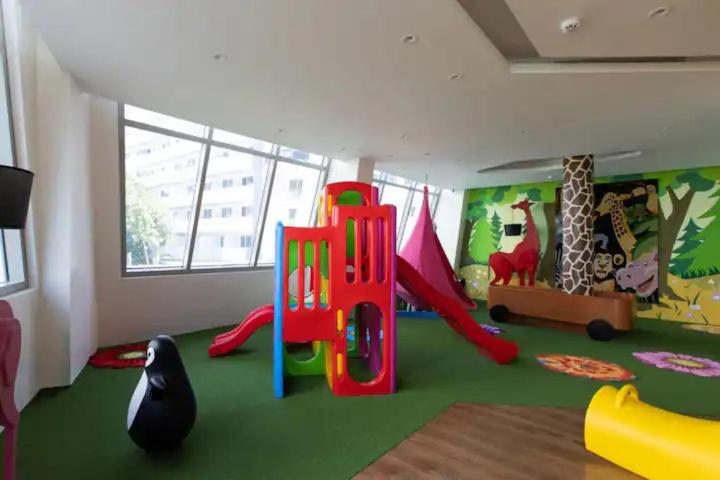 Studio Condo Unit   The Residences @ Commonwealth Qc