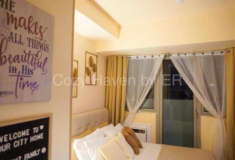 Studio Condo Unit   The Residences @ Commonwealth Qc