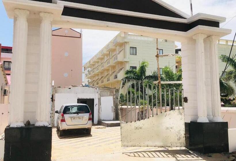 Tropicana Beach Resort, Mandarmani