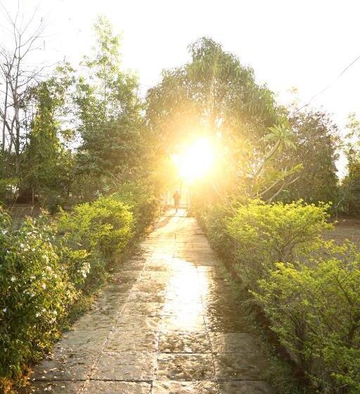 Z Bac Adventure & Leisure Resort Kolad