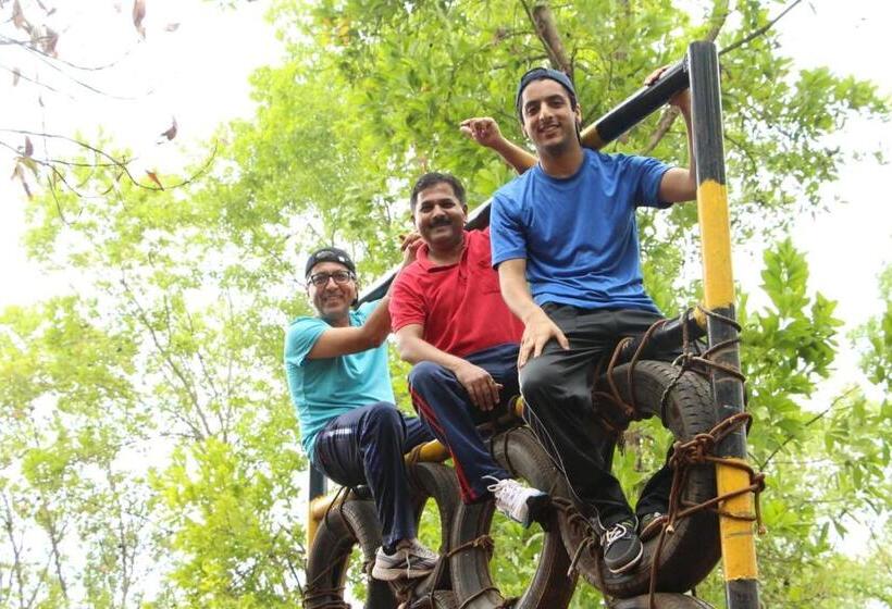 Z Bac Adventure & Leisure Resort Kolad