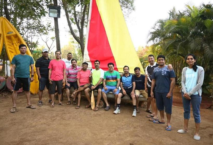 Z Bac Adventure & Leisure Resort Kolad