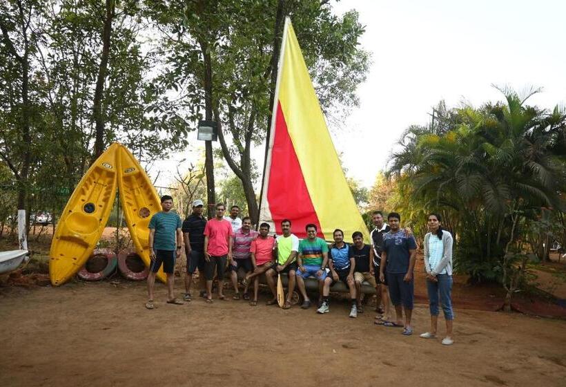 Z Bac Adventure & Leisure Resort Kolad