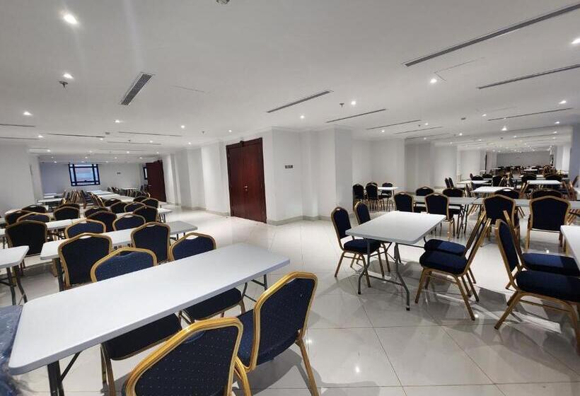 فندق كنارى ان   Kanary Inn