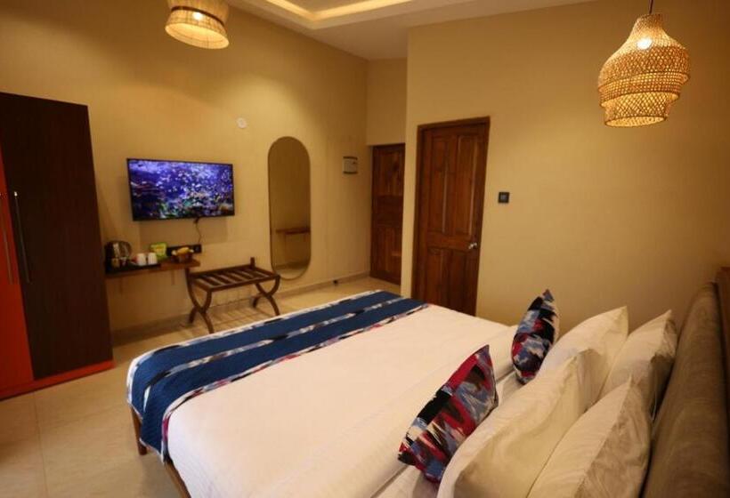 Aaristo Beach Resort And Spa